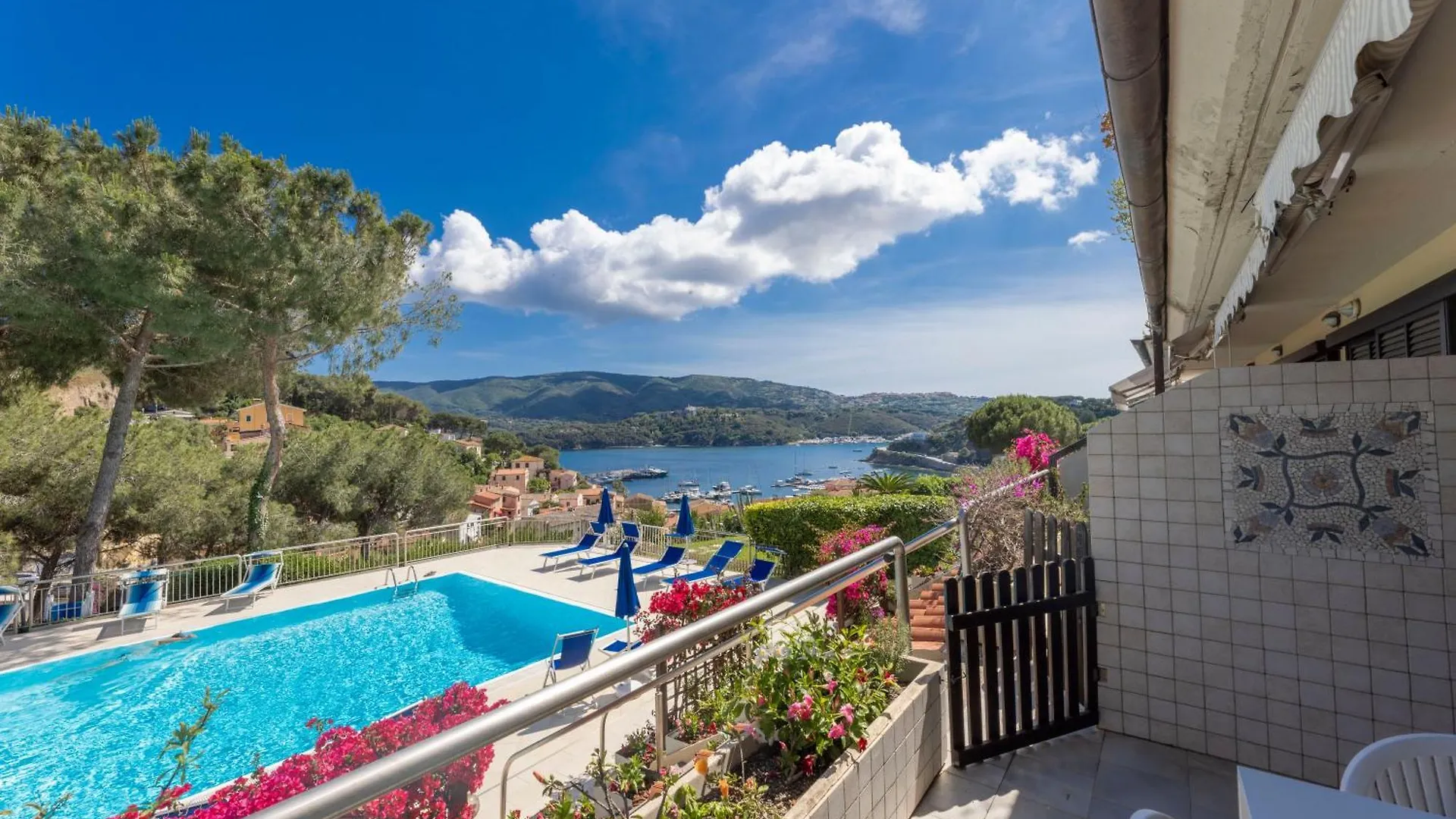 شقة Il Porto Bilocale 11 Con Piscina - Goelba بورتو أتْسورّو